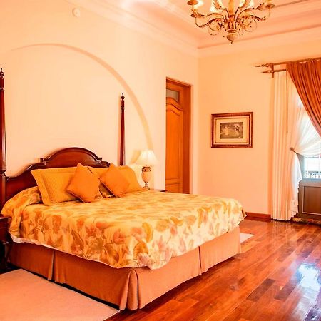 Hotel Real Hacienda Santo Tomas Colonia Gustavo Baz Prada Exteriör bild