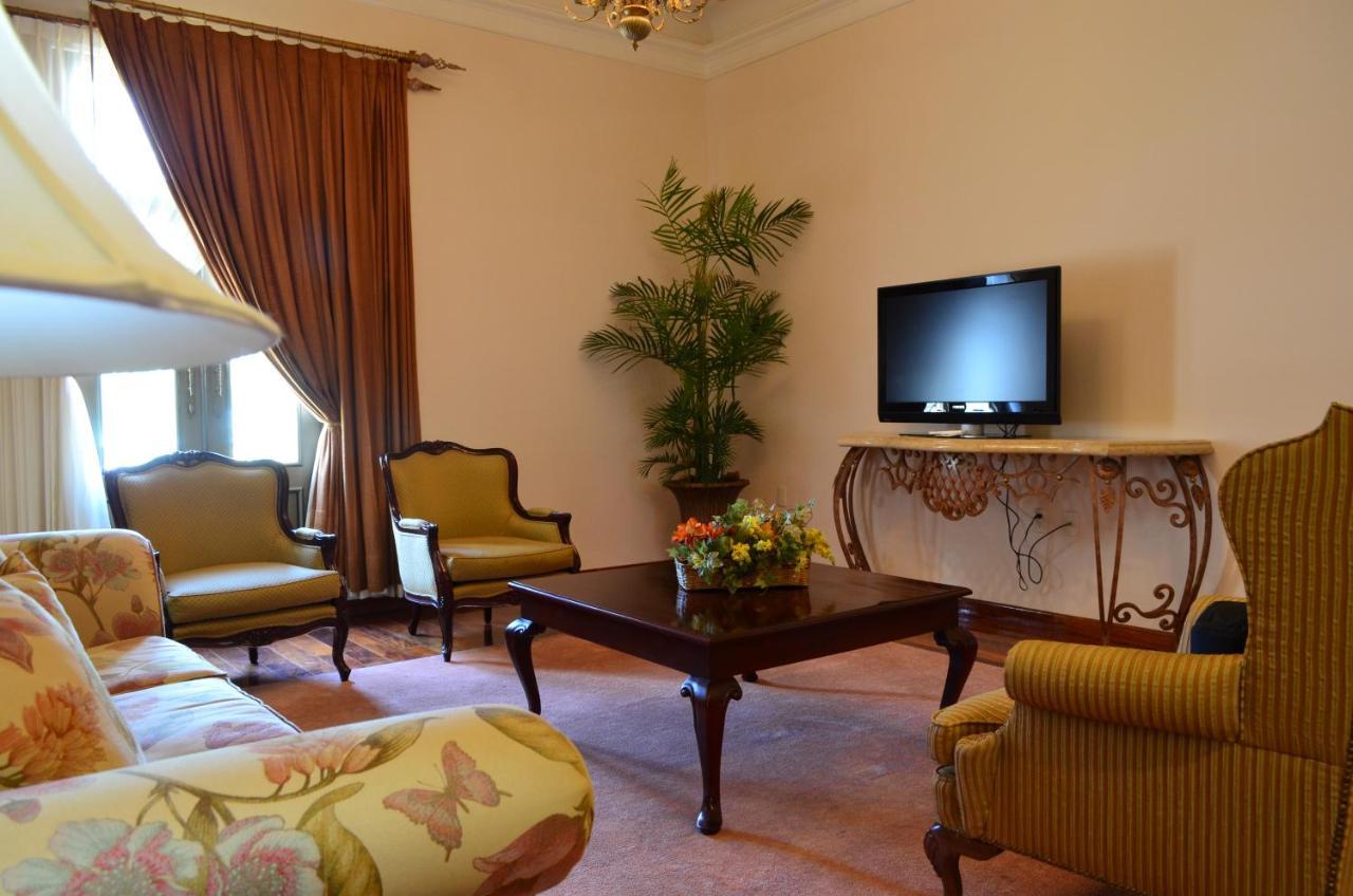 Hotel Real Hacienda Santo Tomas Colonia Gustavo Baz Prada Exteriör bild